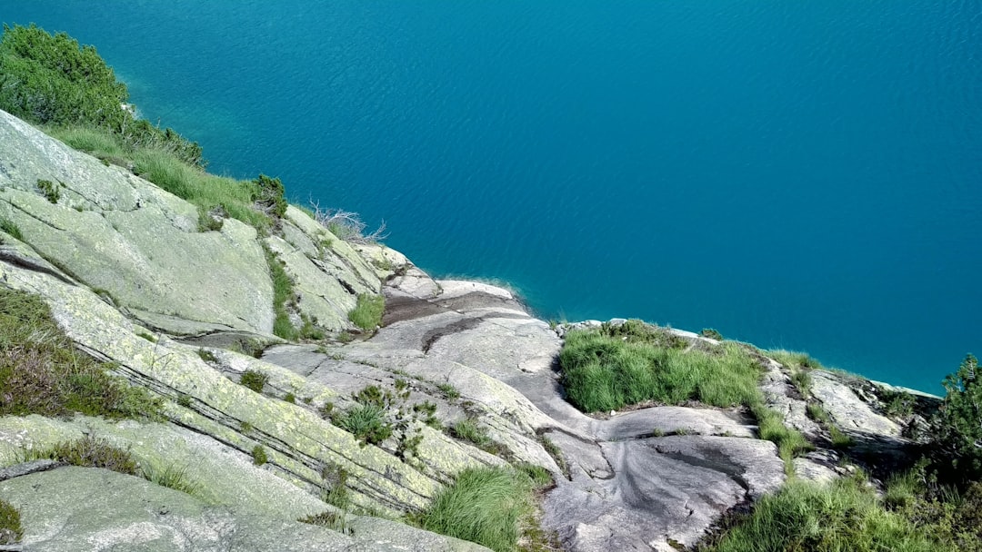 Embracing the Great Outdoors: A Journey of Self-Discovery